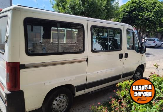 Camionetas - Peugeot BOXER 2011 Diesel 250000Km - En Venta