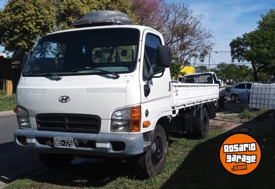 Camiones y Gras - Hyundai hd65 - En Venta