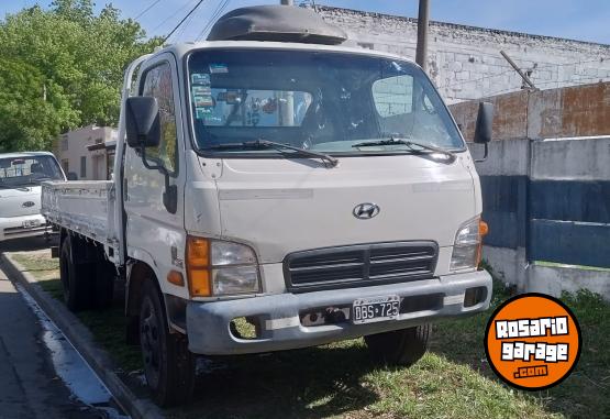 Camiones y Gras - Hyundai hd65 - En Venta
