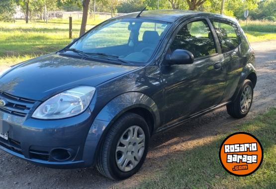 Autos - Ford Viral. 1.0 2011 2011 Nafta 130000Km - En Venta