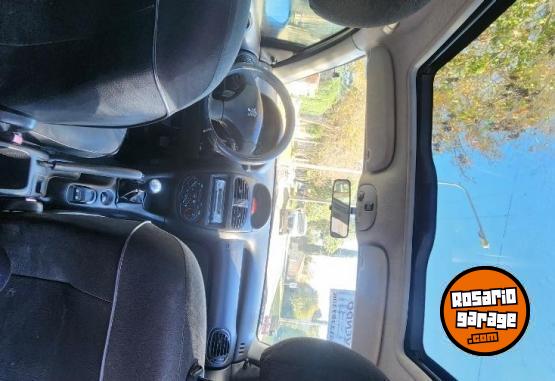 Autos - Peugeot 206 2008 Diesel 111111Km - En Venta