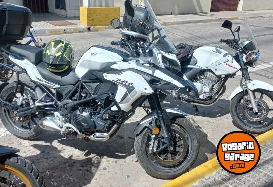 Motos - Benelli Trk 502 2020 Nafta 24600Km - En Venta