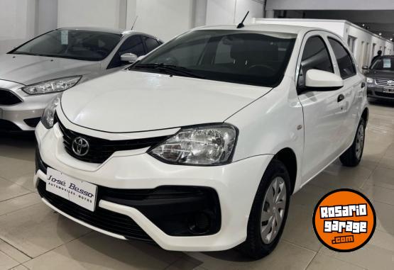Autos - Toyota ETIOS 2021 Nafta 70000Km - En Venta