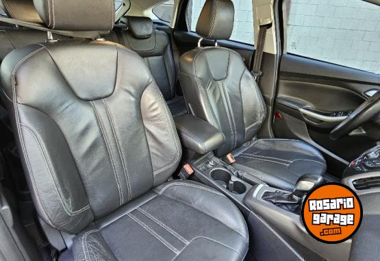 Autos - Ford Focus III 2.0 Se Plus At6 2015 Nafta 135000Km - En Venta