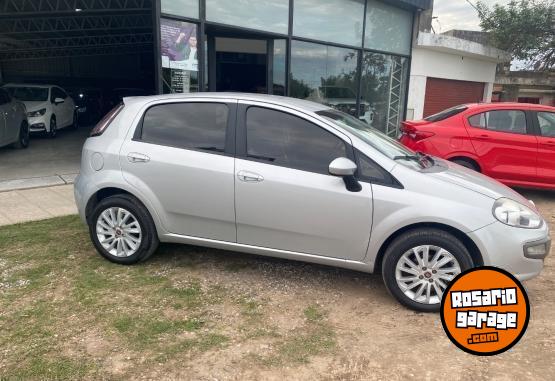 Autos - Fiat Punto 1.6 essence L16 2015 Nafta 122000Km - En Venta