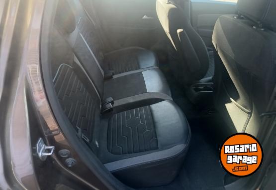 Camionetas - Renault Duster Iconic 2023 Nafta 66000Km - En Venta