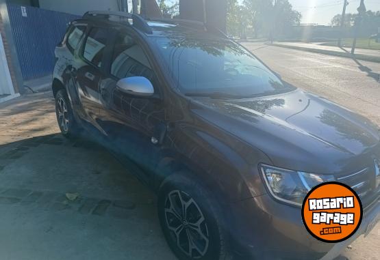 Camionetas - Renault Duster Iconic 2023 Nafta 66000Km - En Venta