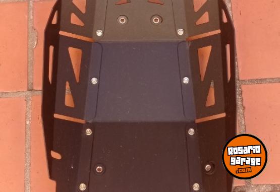 Accesorios para Motos - Cubrecarter y Protector radiador VOGE 500 dsx - En Venta