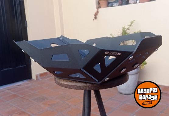 Accesorios para Motos - Cubrecarter y Protector radiador VOGE 500 dsx - En Venta