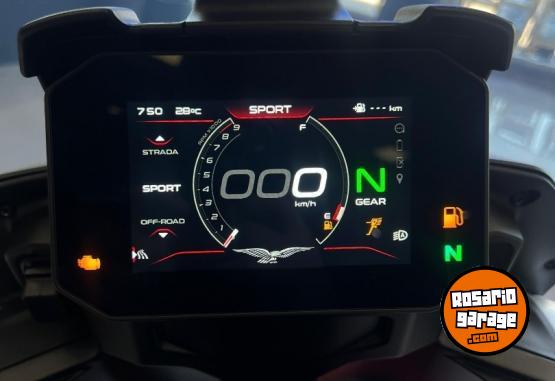 Motos - Guzzi V85TT 2025 Nafta  - En Venta