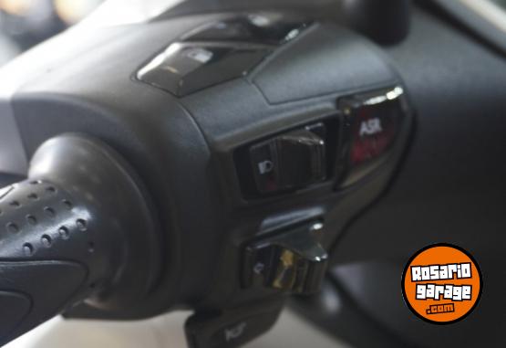 Motos - Piaggio BEVERLY 400 2024 Nafta  - En Venta