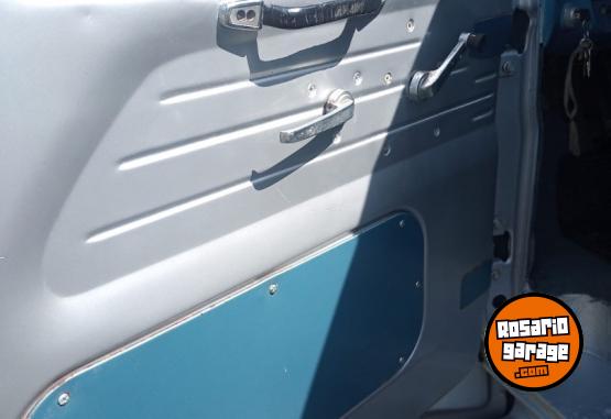 Camiones y Grúas - FORD 600 PLANCHA - En Venta