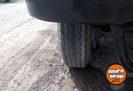 Camiones y Grúas - FORD 600 PLANCHA - En Venta