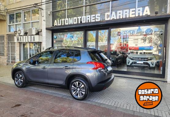 Autos - Peugeot 2008 feline 2022 Nafta 35000Km - En Venta