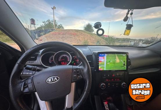 Camionetas - Kia Sorento premium 2011 Nafta 200Km - En Venta