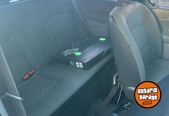 Autos - Renault Clio 2011 Nafta 100000Km - En Venta