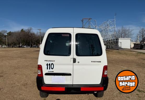 Utilitarios - Peugeot Partner Furgón Confort 2014 Diesel 107000Km - En Venta