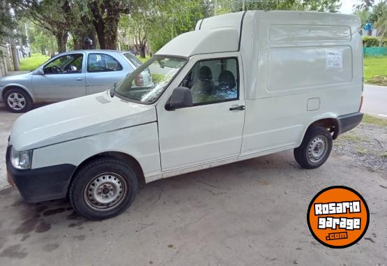 Utilitarios - Fiat Fiorino 2013 Nafta 290000Km - En Venta