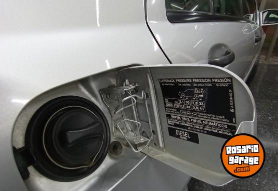 Autos - Mercedes Benz CLASE CW023 CDI 220 2001 Diesel 188387Km - En Venta