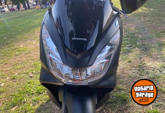 Motos - Honda Pcx 2017 Nafta 27000Km - En Venta