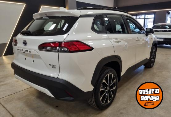 Autos - Toyota COROLLA CROSS XEI CVT 2025 Nafta 0Km - En Venta