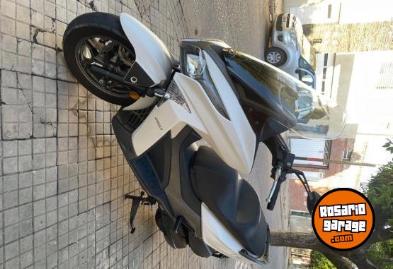 Motos - Kymco Xtown 2019 Nafta 19700Km - En Venta