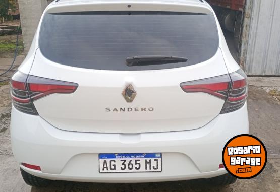 Autos - Renault Sandero life 2024 Nafta 8500Km - En Venta