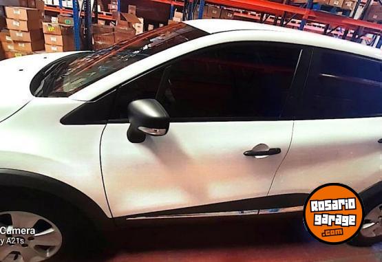 Autos - Renault Captur 2020 Nafta 75000Km - En Venta