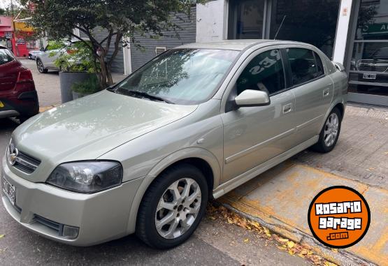 Autos - Chevrolet Astra 2008 GNC 200000Km - En Venta