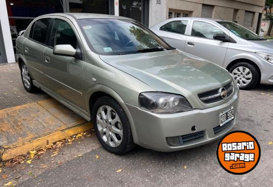 Autos - Chevrolet Astra 2008 GNC 200000Km - En Venta