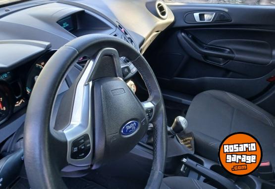 Autos - Ford Fiesta full 2017 Nafta 118000Km - En Venta