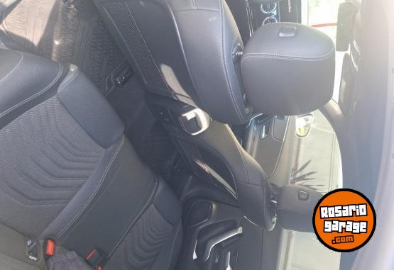 Autos - Mercedes Benz Clase A sedan progresive 2024 Nafta 28000Km - En Venta