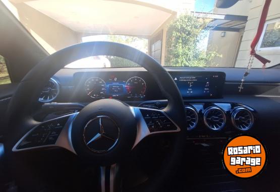Autos - Mercedes Benz Clase A sedan progresive 2024 Nafta 28000Km - En Venta