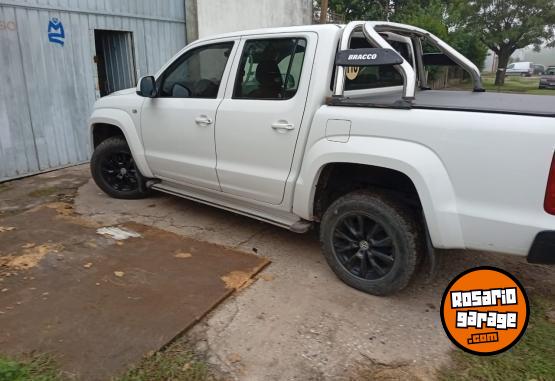 Camionetas - Volkswagen AMAROK CONFORTLINE 2017 Diesel 150000Km - En Venta