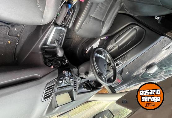 Autos - Ford Fiesta titanium. 2015 Nafta 40000Km - En Venta