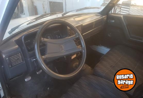 Camionetas - Peugeot 504 grd 1994 Diesel 250000Km - En Venta