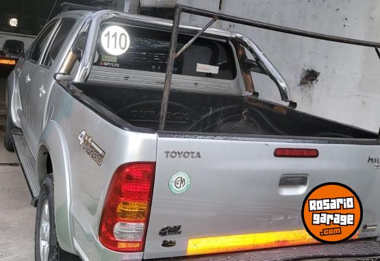 Camionetas - Toyota hilux srv 3.0 4x4 dc 2008 Diesel 220000Km - En Venta