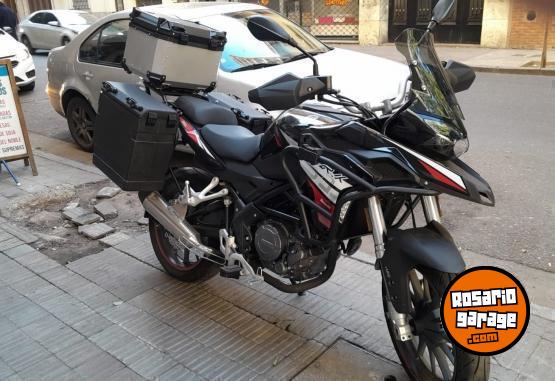 Motos - Benelli Trk 251 2024 Nafta 1500Km - En Venta
