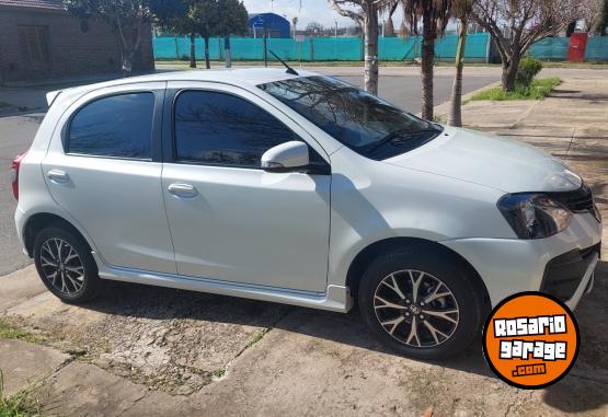 Autos - Toyota Etios xls 1.5 2021 Nafta 41000Km - En Venta
