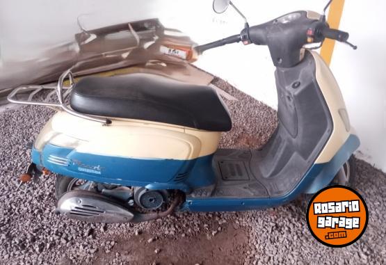 Motos - Gilera Scotter 2016 Nafta 32000Km - En Venta