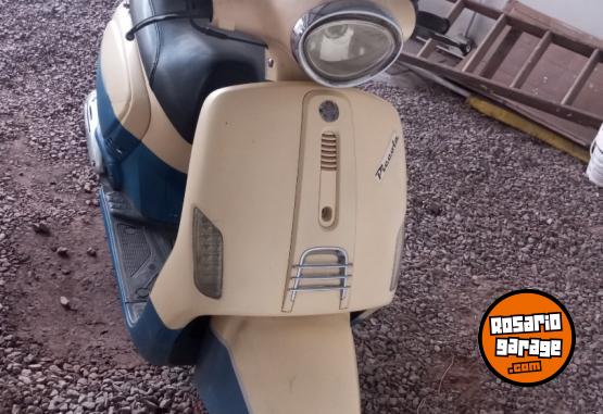 Motos - Gilera Scotter 2016 Nafta 32000Km - En Venta