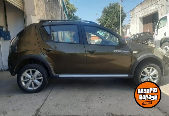 Autos - Renault Sandero stepway 2014 Nafta 120000Km - En Venta