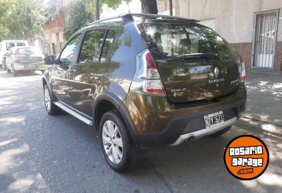 Autos - Renault Sandero stepway 2014 Nafta 120000Km - En Venta