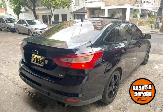 Autos - Ford Focus se plus 2013 Nafta 130000Km - En Venta