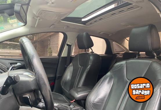 Autos - Ford Focus se plus 2013 Nafta 130000Km - En Venta