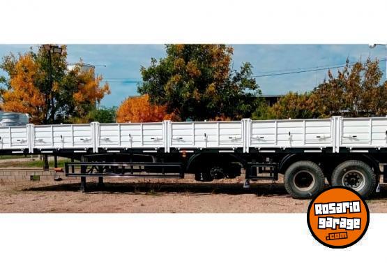 Camiones y Gras - SEMIREMOLQUE ESCALADO 2 + 1 CORMETAL - En Venta