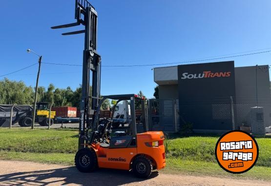 Camiones y Grúas - Autoelevador LONKING FD25-30H/45H/Dual/60T - En Venta