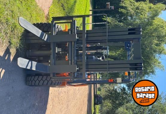 Camiones y Grúas - Autoelevador LONKING FD25-30H/45H/Dual/60T - En Venta