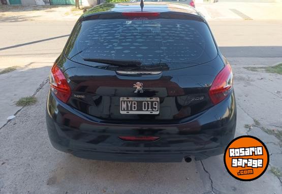 Autos - Peugeot 208 2013 Nafta 116000Km - En Venta