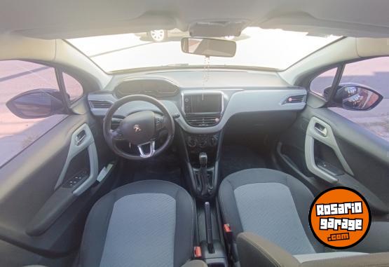 Autos - Peugeot 208 2013 Nafta 116000Km - En Venta